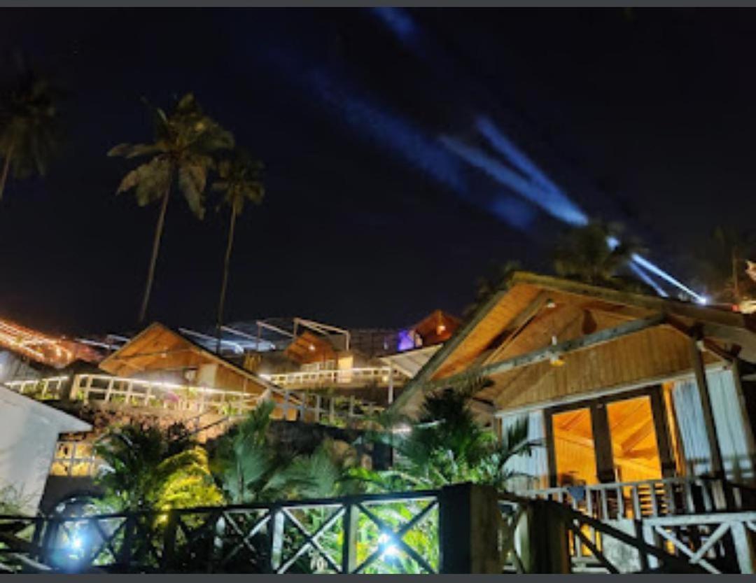 Flamingo Beach Resort GOA Eksteriør bilde